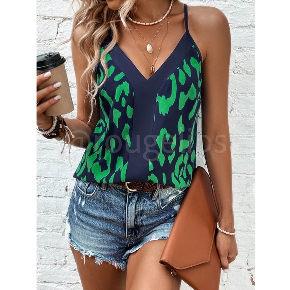 Green Navy Blue Leopard Animal Print Camisole Top V-Neck - Picture 3 of 7